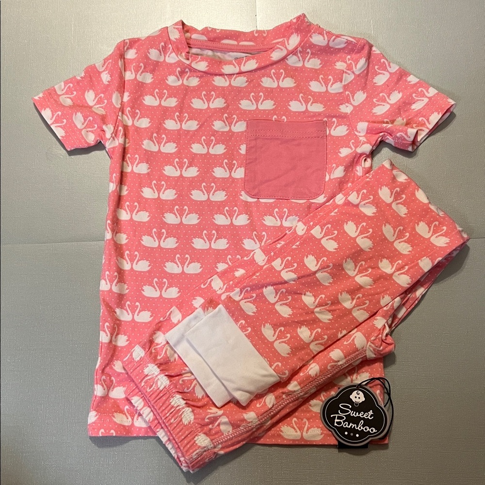 Sweet Bamboo Swan Pattern Pajama Set Size 4T